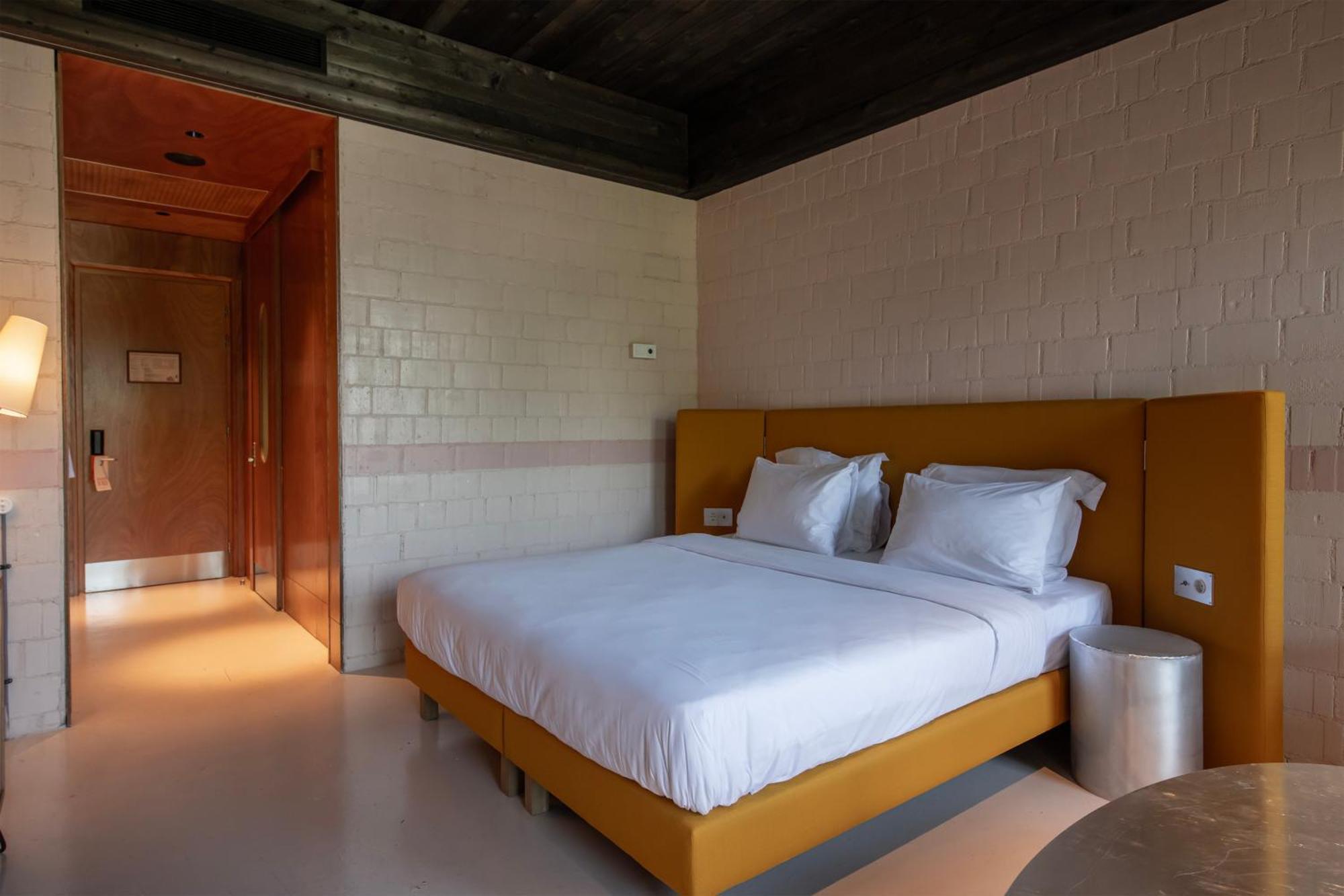 Rooms Hotel Batoemi Buitenkant foto