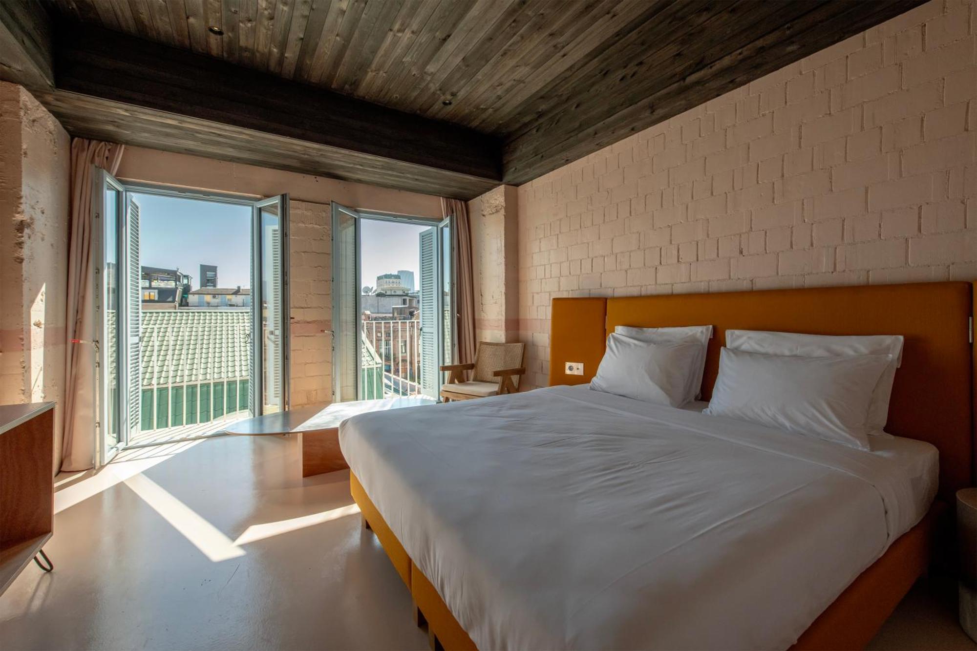 Rooms Hotel Batoemi Buitenkant foto